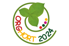 Logo OrgHort2024. Una foglia con gambo a spirale. Il nome dell'evento è scritto sul gambo verde in rosso, arancione e blu scuro.
